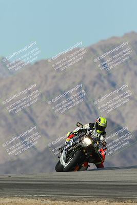 media/Dec-04-2025-Racers Edge (Thu) [[5ebc9f124d]]/3-B Group/6-Session 4 (Turn 9)/